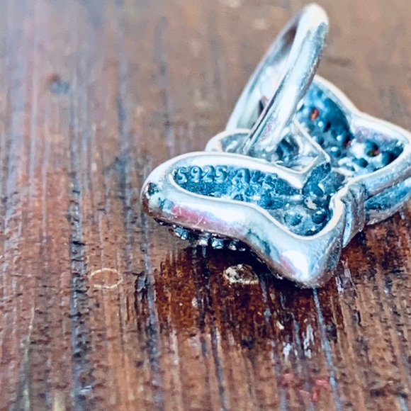 Pandora Disney Minnie’s Polkadot Bow-Retired-Price Firm - Picture 6 of 9